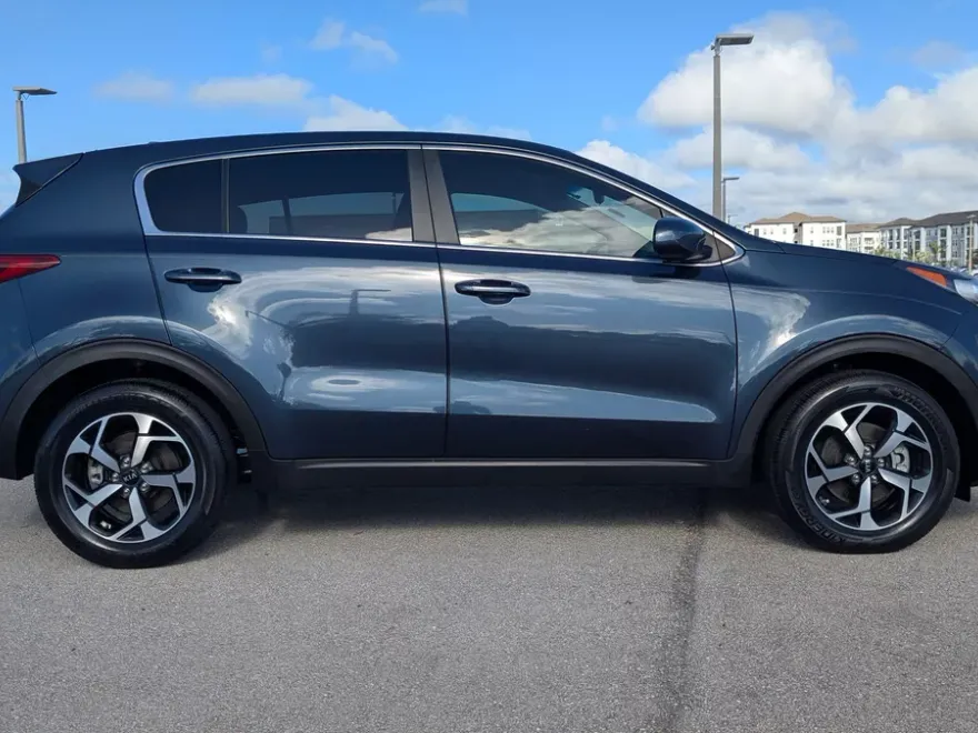 2021 Kia Sportage LX photo 1