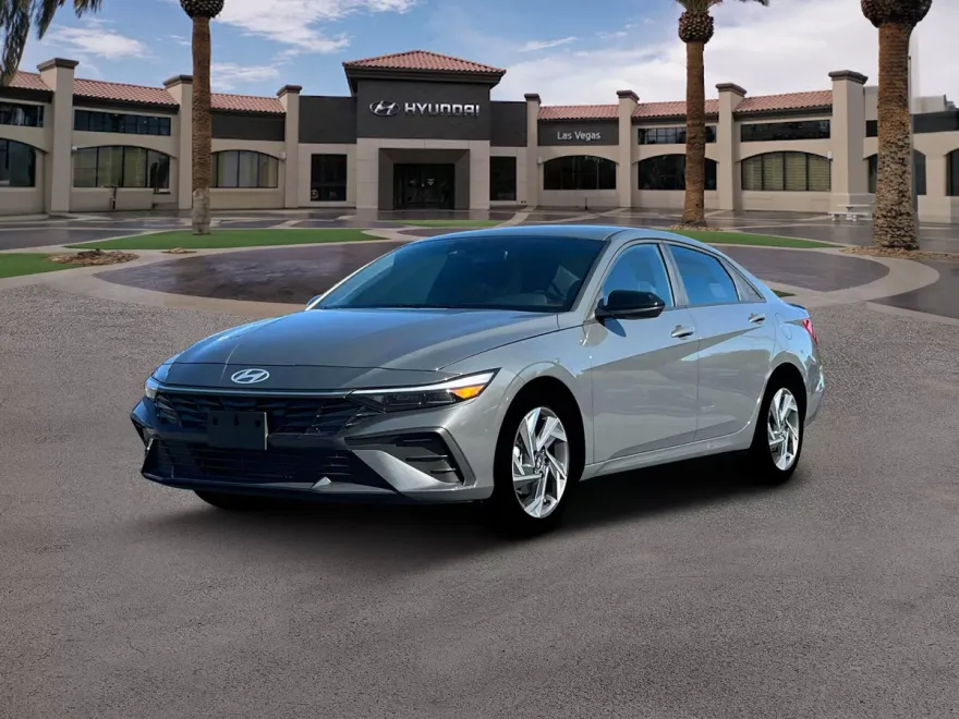 2025 Hyundai Elantra SEL Sport photo 1
