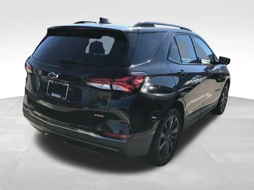2023 Chevrolet Equinox RS photo 1
