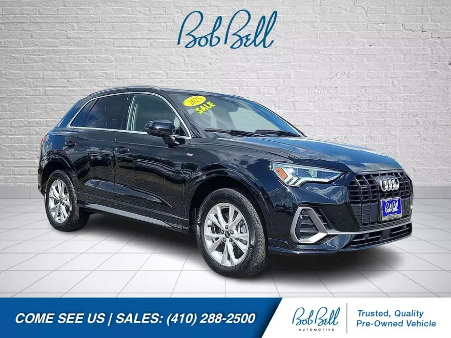2025 Audi Q3 45 TFSI S line Premium photo 1