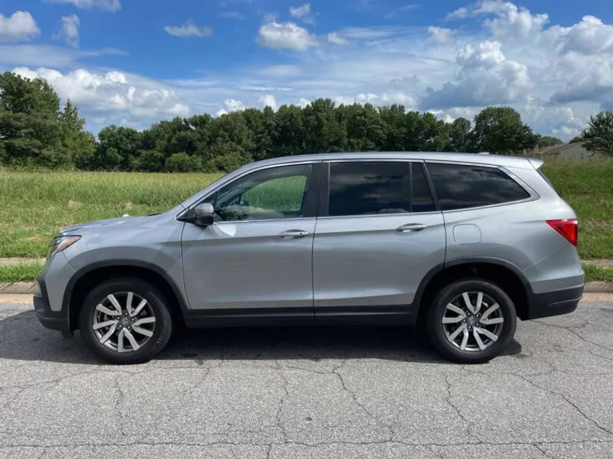 2020 Honda Pilot EX photo 1