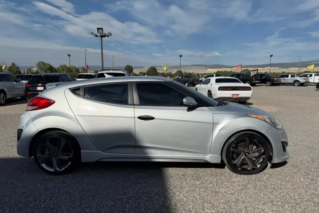 2015 Hyundai Veloster Turbo photo 1