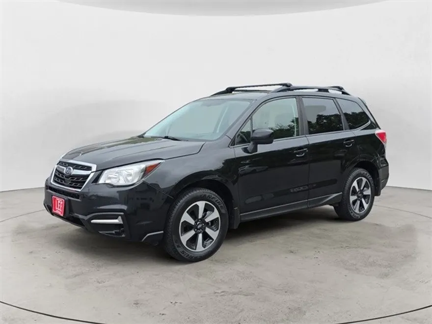2018 Subaru Forester 2.5i Premium photo 1