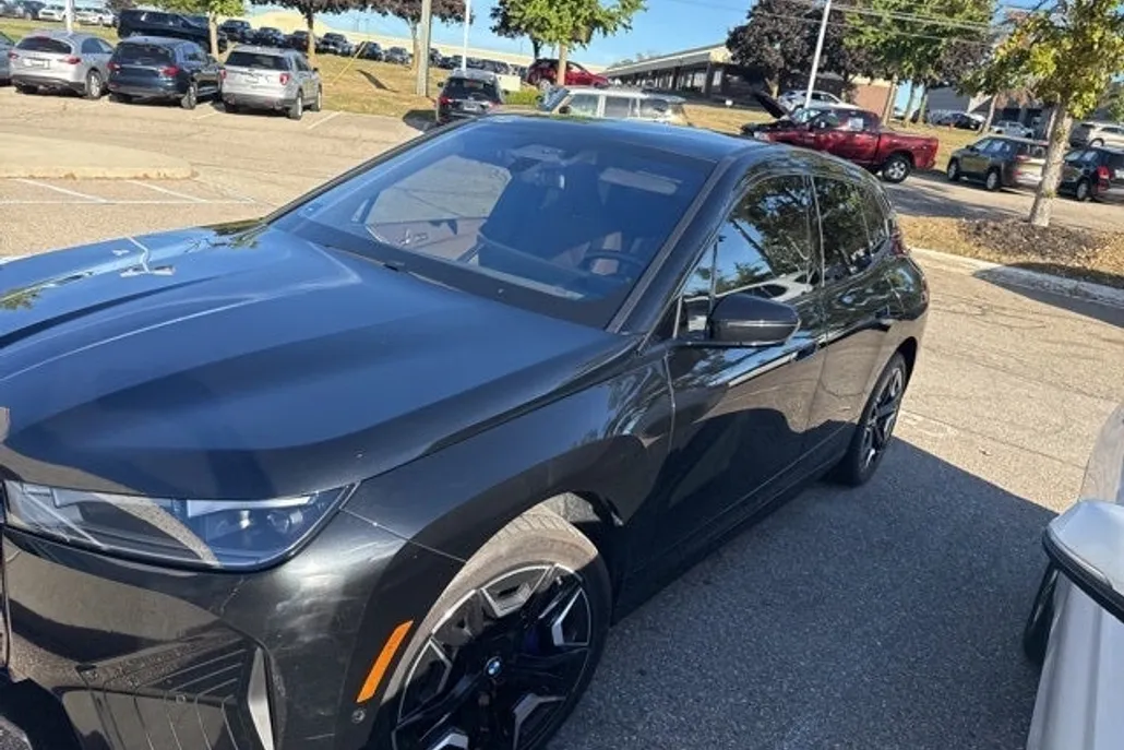 2022 Bmw iX xDrive50i photo 1