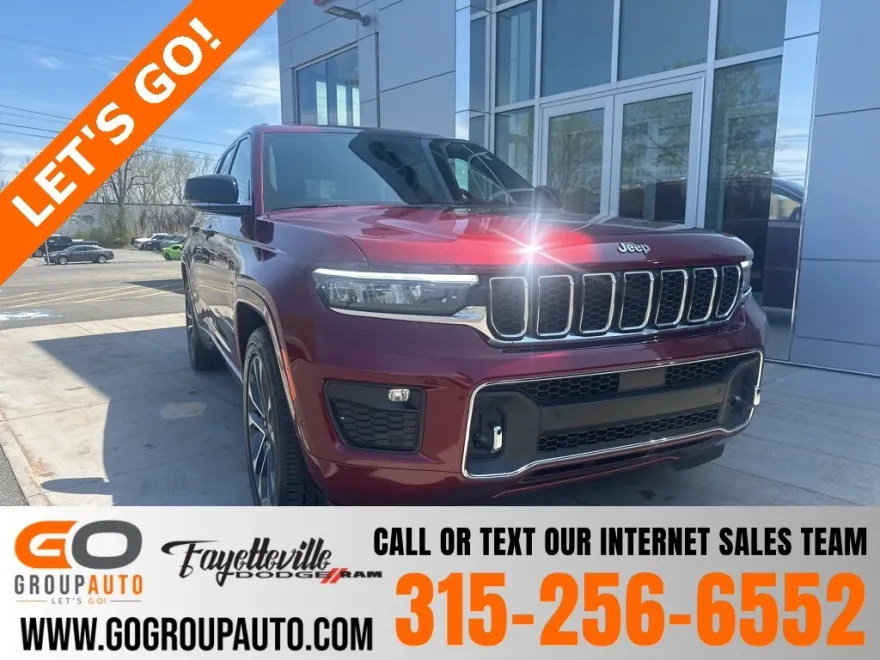 2023 Jeep Grand Cherokee Overland photo 1