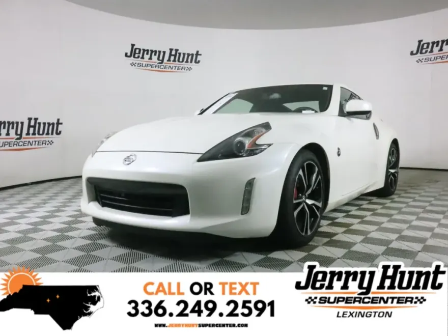 2019 Nissan 370Z Sport photo 1