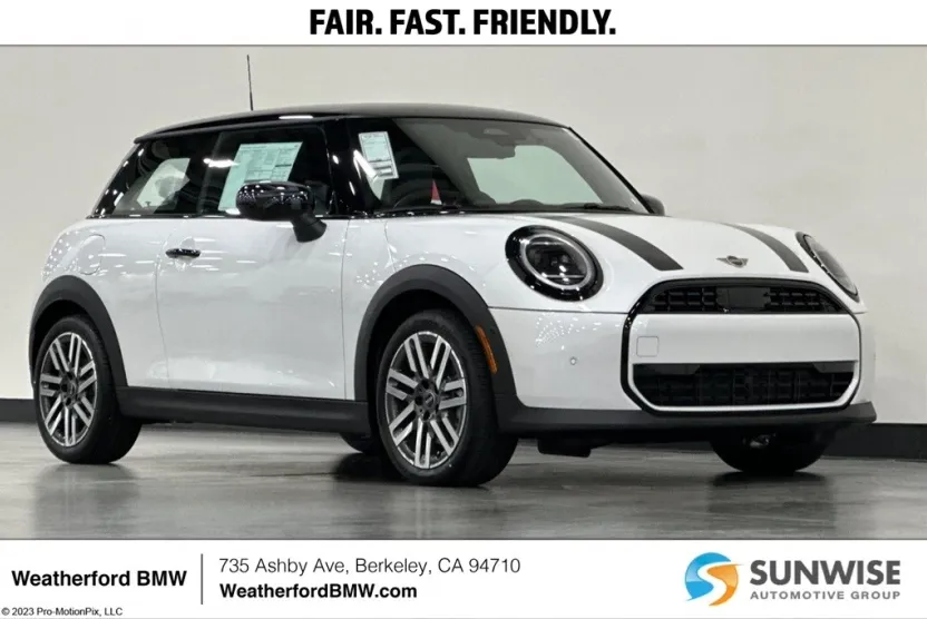 2026 Mini Cooper 2 Door Hardtop Oxford Edition photo 1