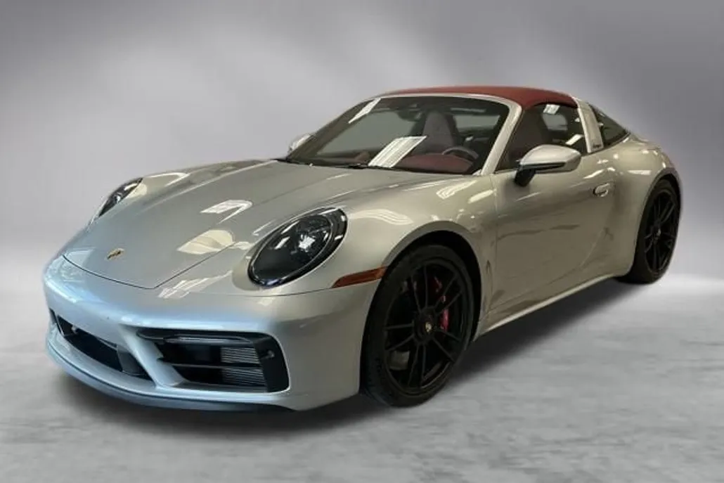 2023 Porsche 911 Targa 4 GTS photo 1