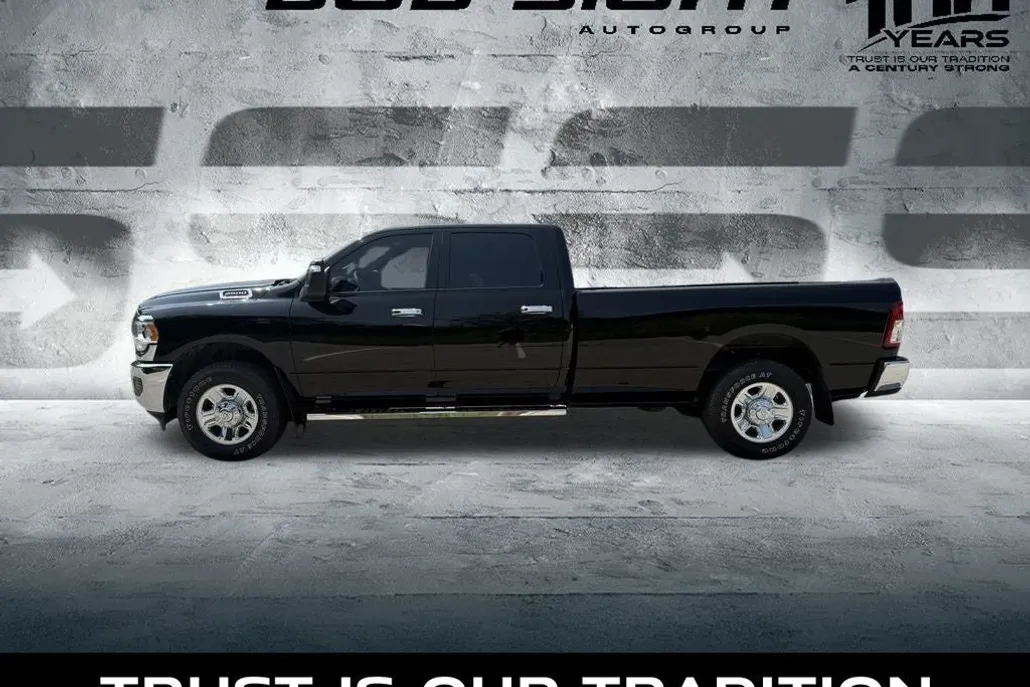 2023 Ram 2500 Tradesman photo 1