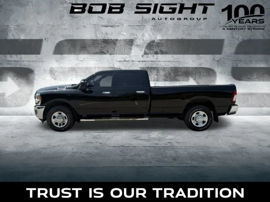 2023 Ram 2500 Tradesman photo 1
