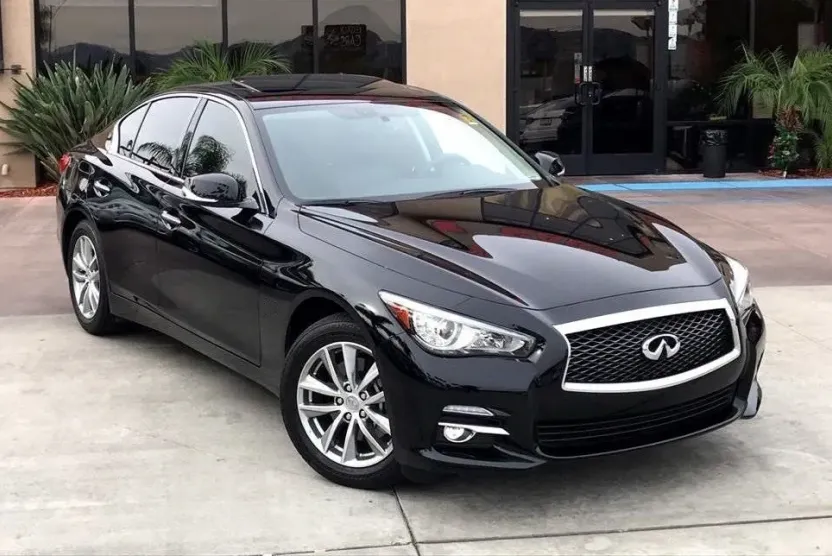 2016 Infiniti Q50 3.0t Premium photo 1