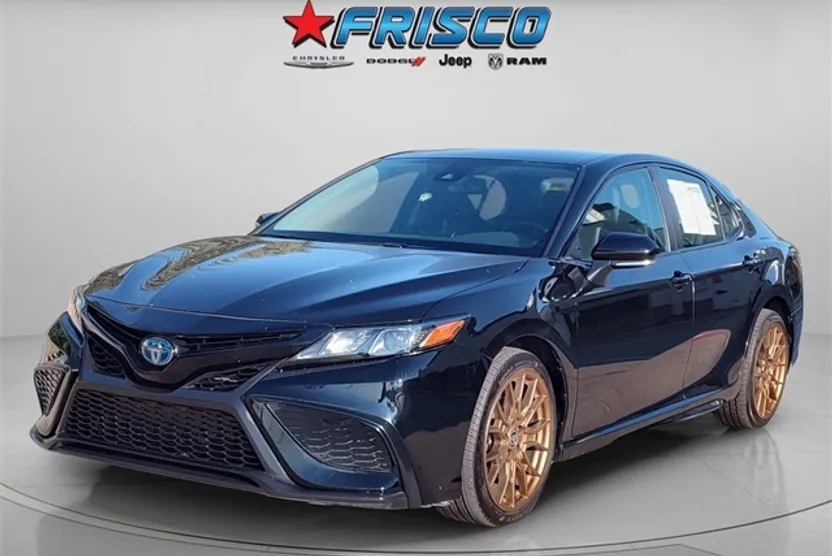 2023 Toyota Camry Hybrid SE photo 1