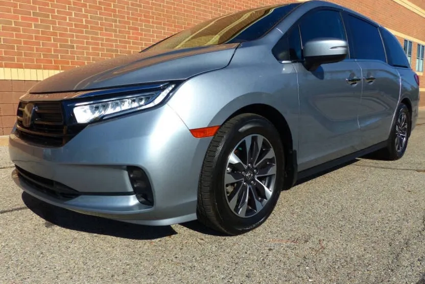 2024 Honda Odyssey EX-L photo 1