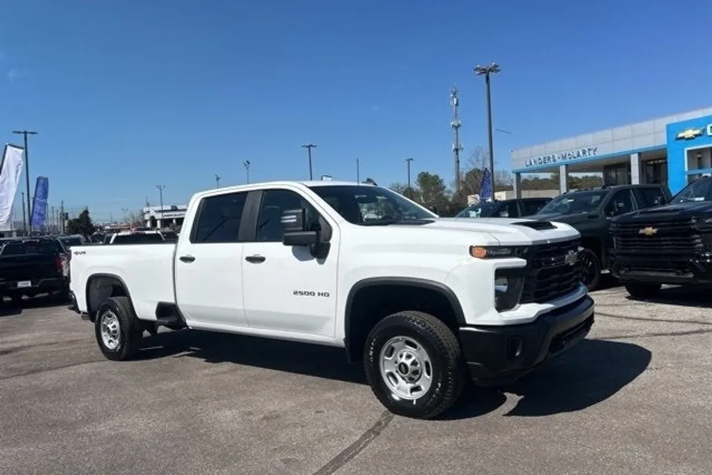 2025 Chevrolet Silverado 2500HD photo 1