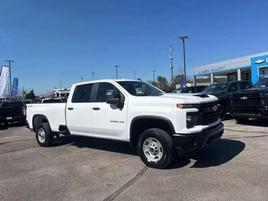 2025 Chevrolet Silverado 2500HD photo 1