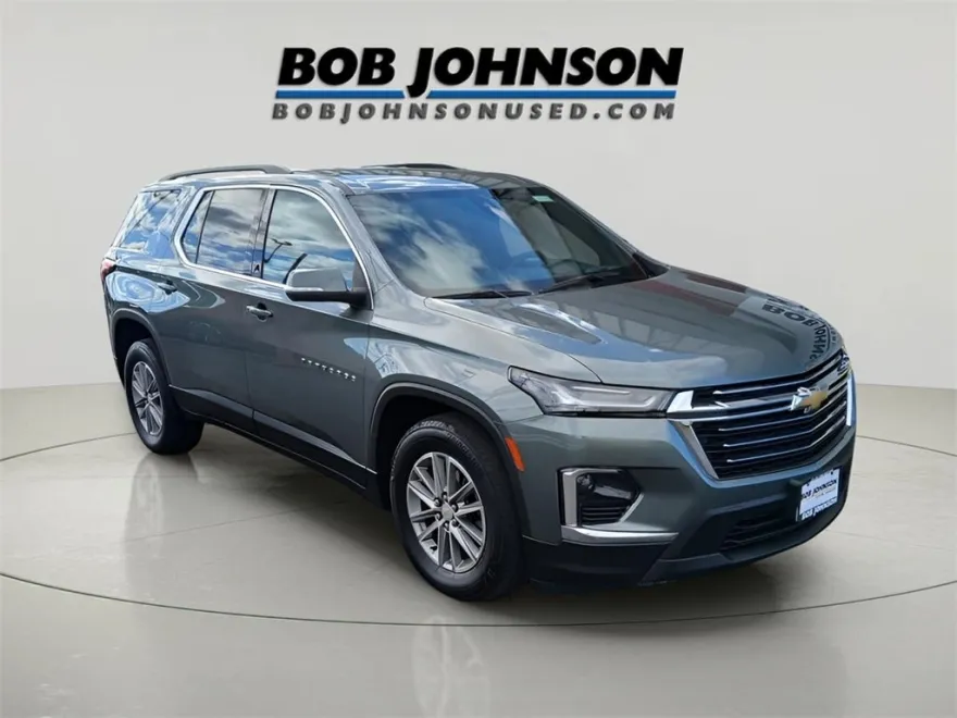 2023 Chevrolet Traverse 1LT photo 1