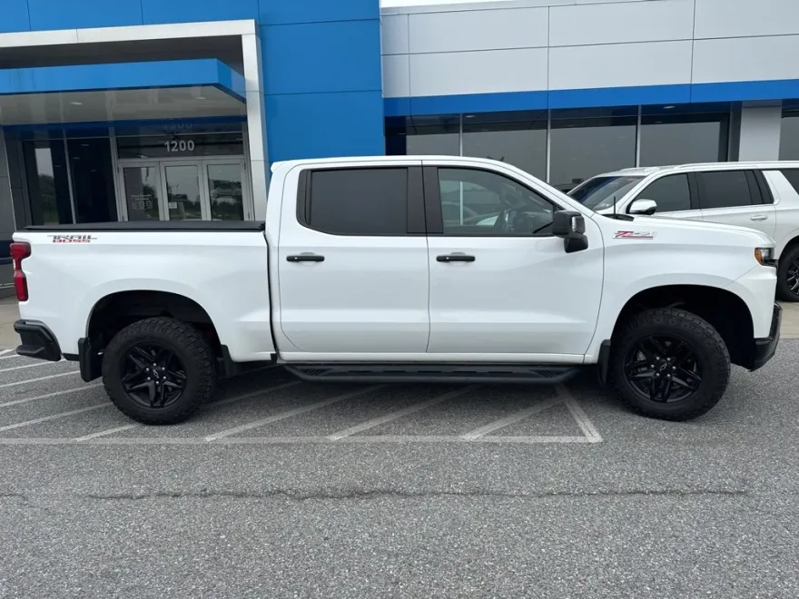 2019 Chevrolet Silverado 1500 LT Trail Boss photo 1