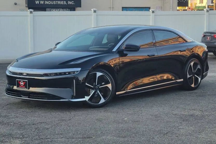 2023 Lucid Air Touring photo 1