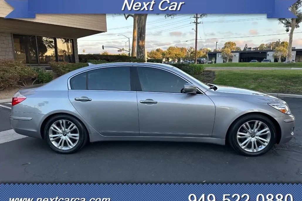 2009 Hyundai Genesis 4.6 photo 1