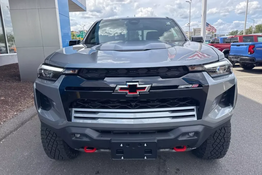2026 Chevrolet Colorado ZR2 photo 1