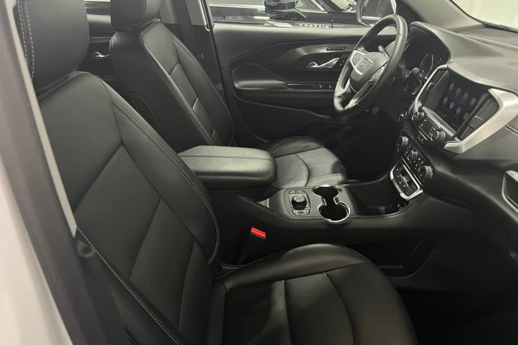 2024 Gmc Terrain SLT photo 1