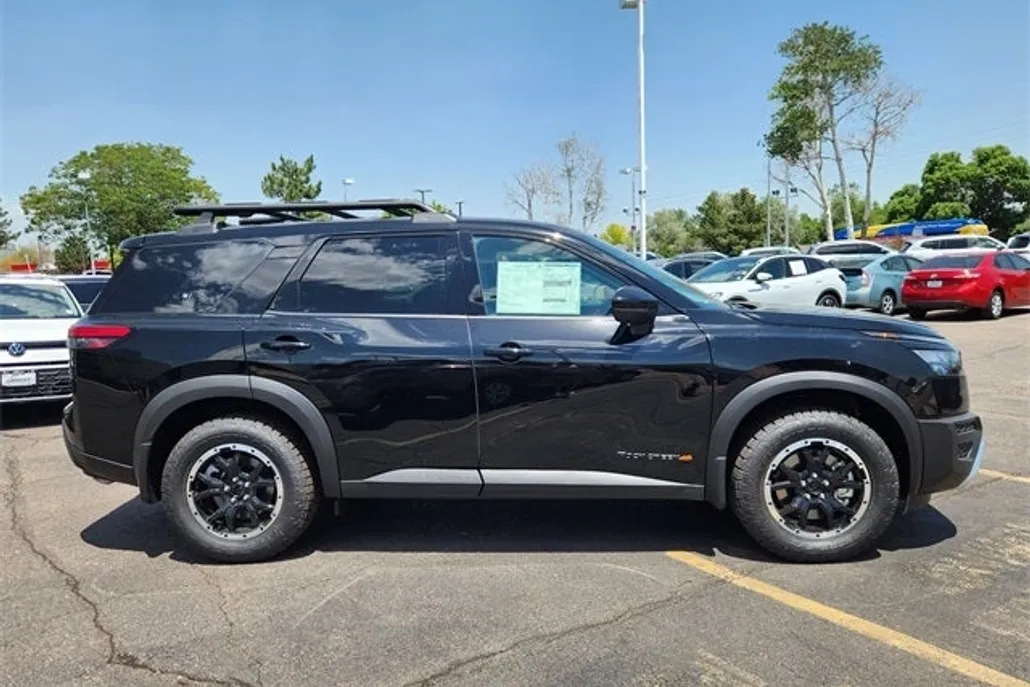 2025 Nissan Pathfinder Rock Creek photo 1
