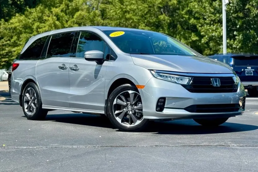 2023 Honda Odyssey Elite photo 1