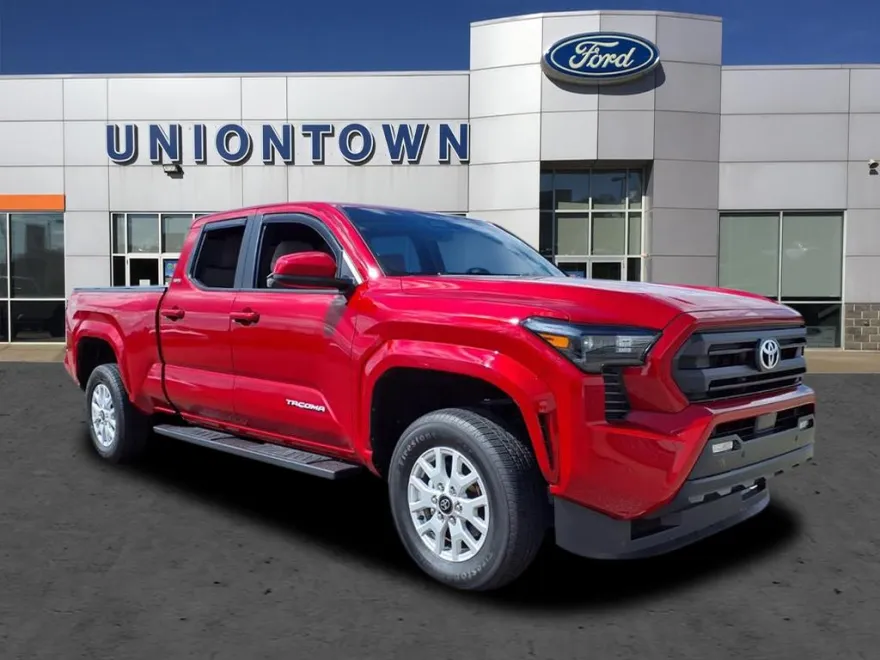 2024 Toyota Tacoma SR5 photo 1