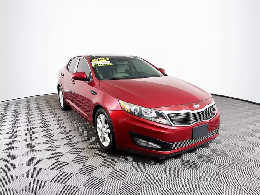 2013 Kia Optima EX photo 1