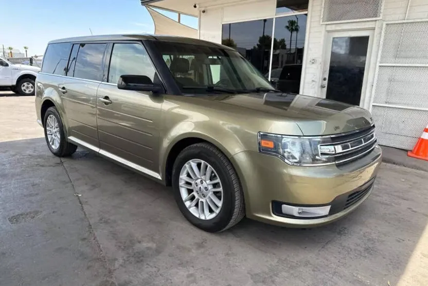2013 Ford Flex SEL photo 1
