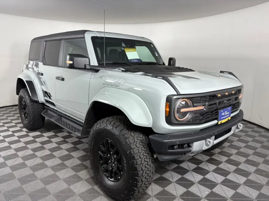 2024 Ford Bronco Raptor photo 1