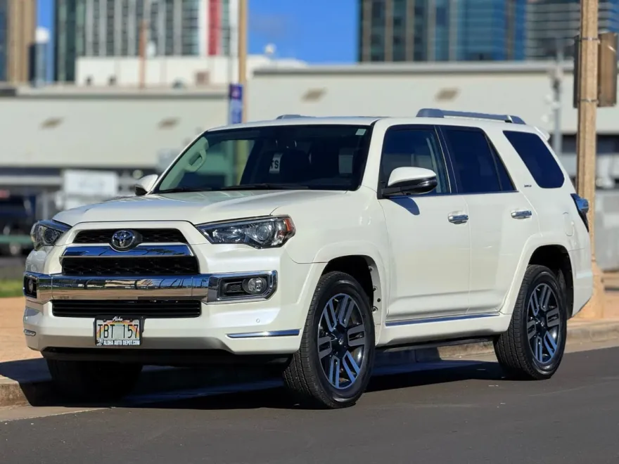 2017 Toyota 4Runner Limited 2WD photo 1