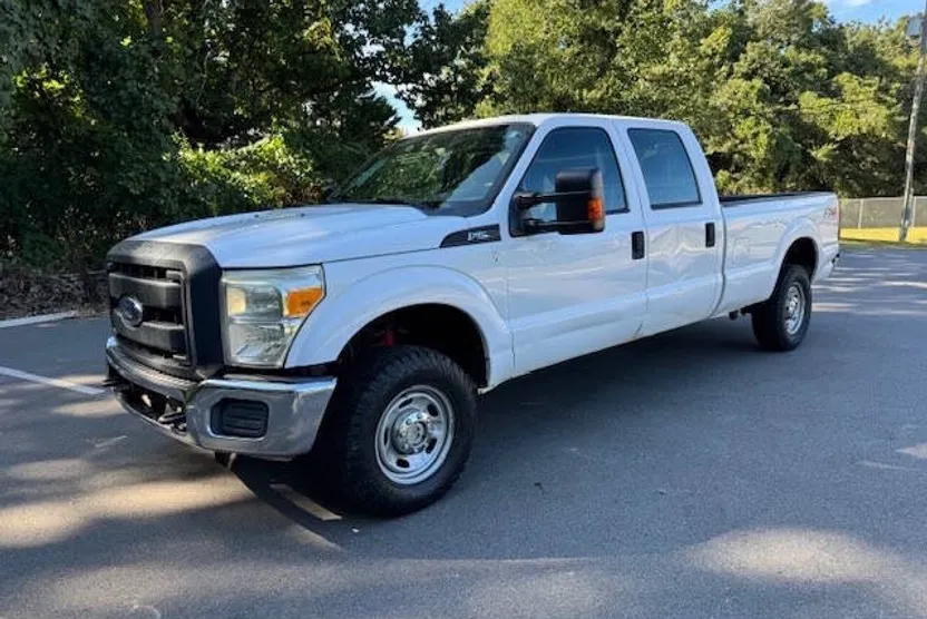 2015 Ford F-250 XL photo 1