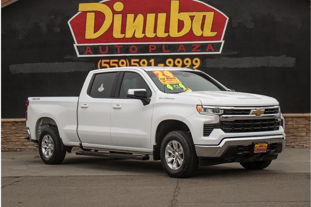 2024 Chevrolet Silverado 1500 LT photo 1