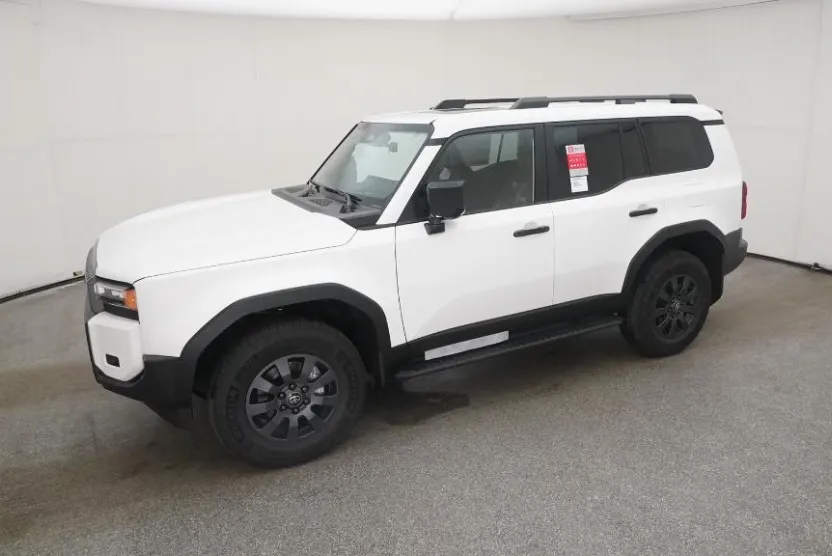 2025 Toyota Land Cruiser photo 1