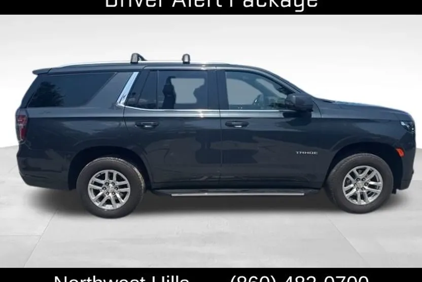 2022 Chevrolet Tahoe LT photo 1