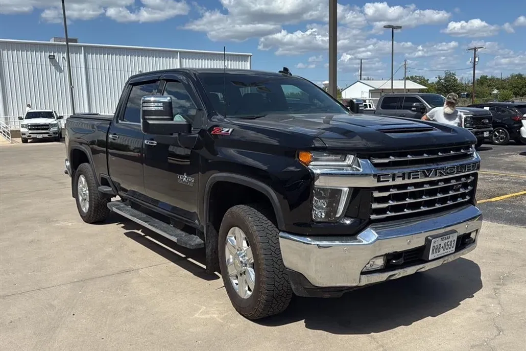2022 Chevrolet Silverado 2500HD LTZ photo 1