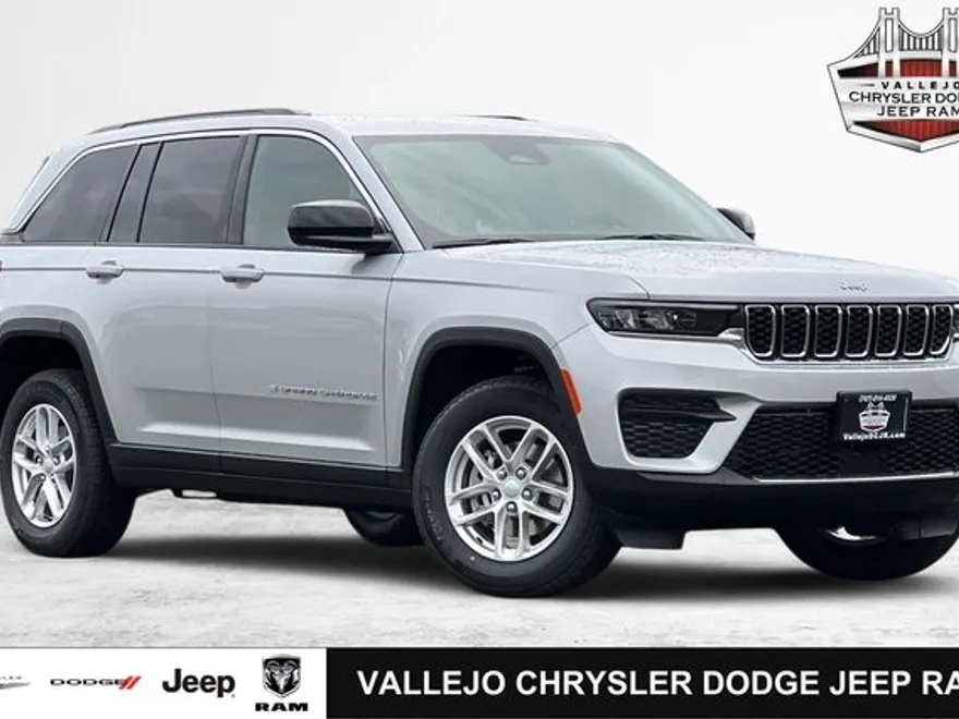 2025 Jeep Grand Cherokee Laredo X photo 1