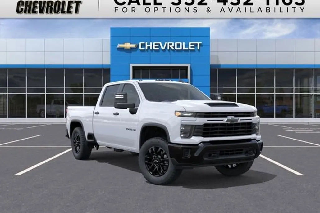 2026 Chevrolet Silverado Custom photo 1