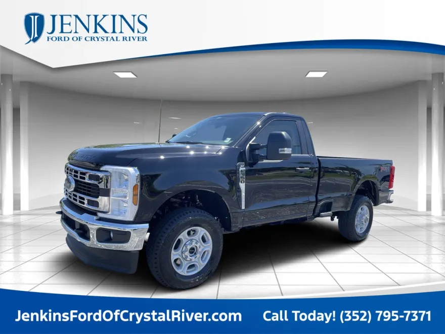 2025 Ford F-350 XLT photo 1