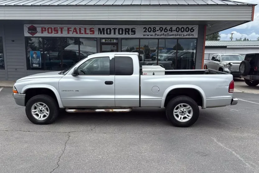 2001 Dodge Dakota Club Cab photo 1