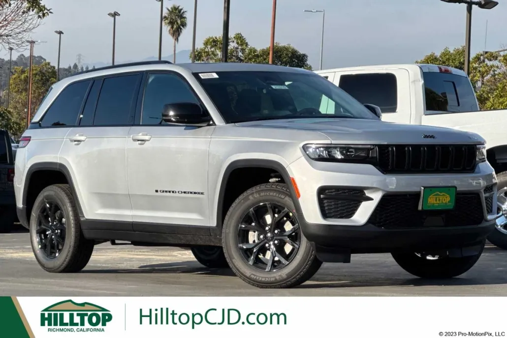 2025 Jeep Grand Cherokee Altitude photo 1