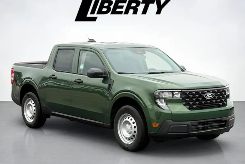 2025 Ford Maverick XL photo 1