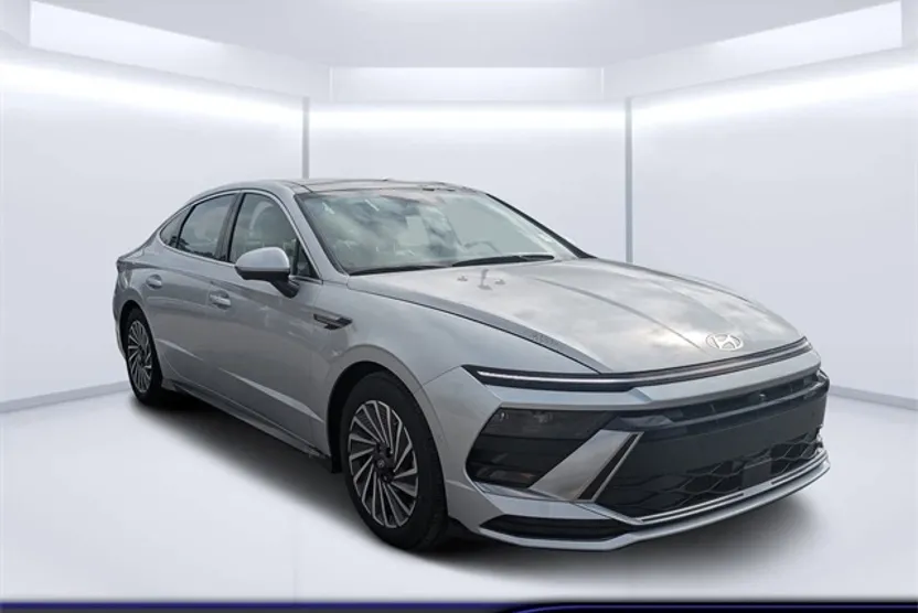 2024 Hyundai Sonata Hybrid Limited photo 1