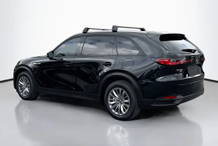 2024 Mazda CX-90 Preferred photo 1