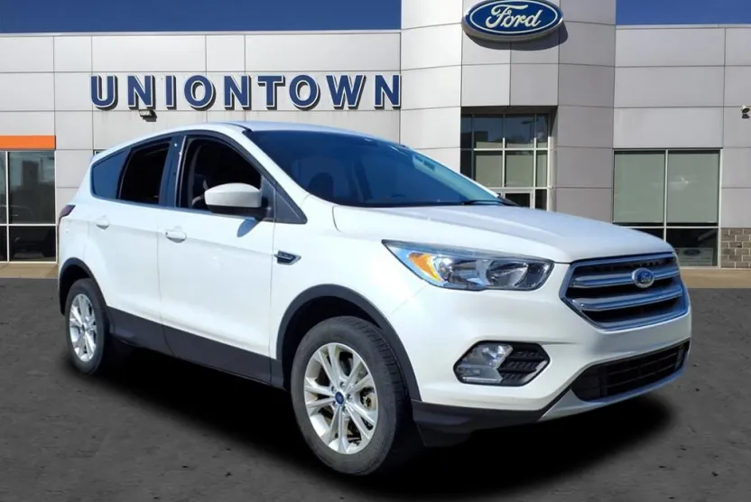 2019 Ford Escape SE photo 1