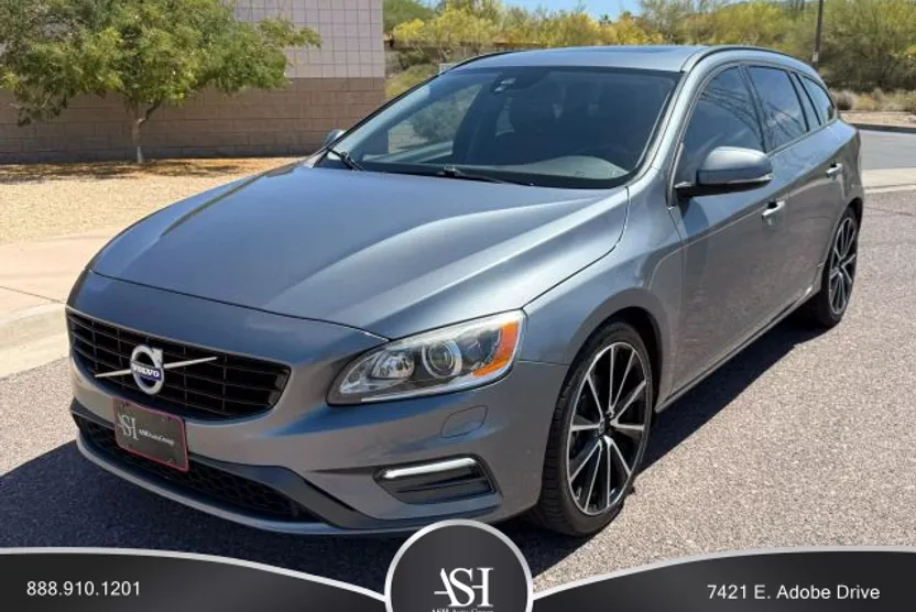 2018 Volvo V60 T5 photo 1