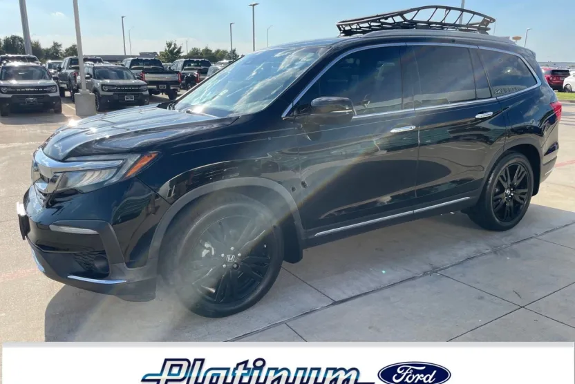 2021 Honda Pilot Touring Sport photo 1