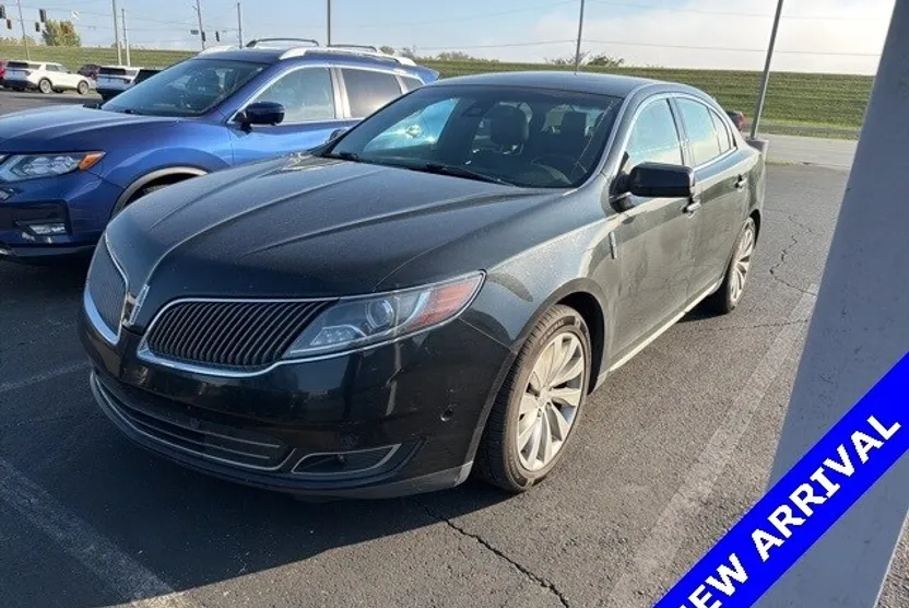 2015 Lincoln MKS Base photo 1