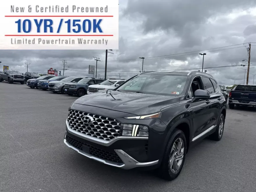 2022 Hyundai Santa Fe SEL photo 1